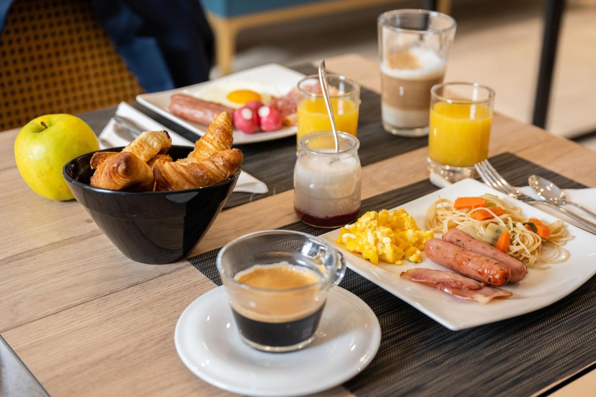 Mercure Paris Notre Dame Saint Germain Des Pres Екстер'єр фото