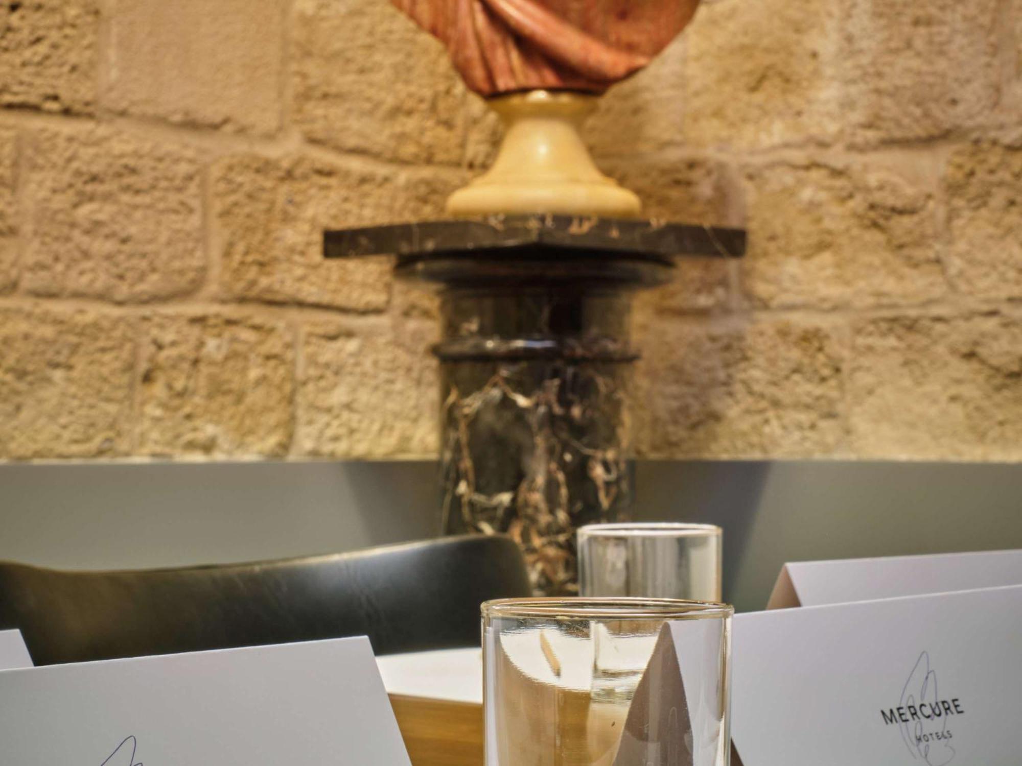 Mercure Paris Notre Dame Saint Germain Des Pres Екстер'єр фото